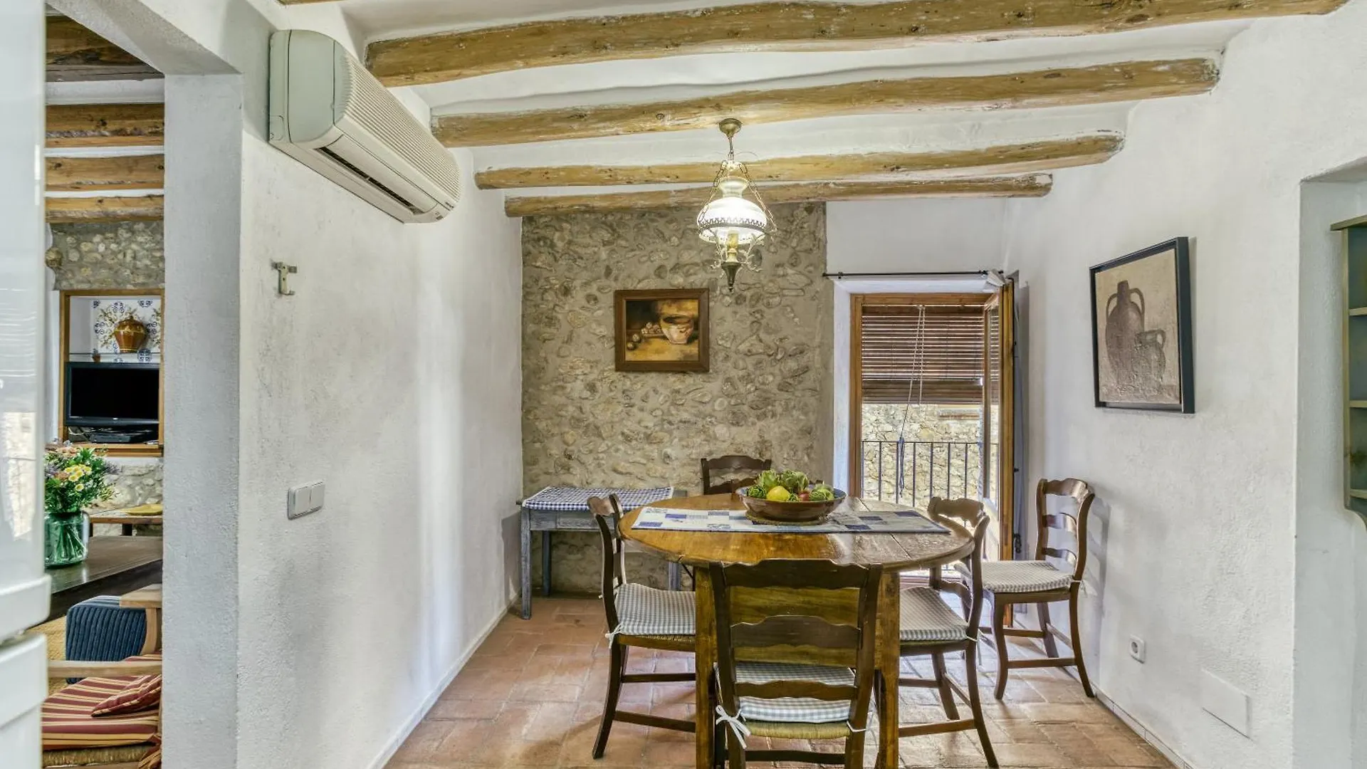Holiday home Can Roca Montiro